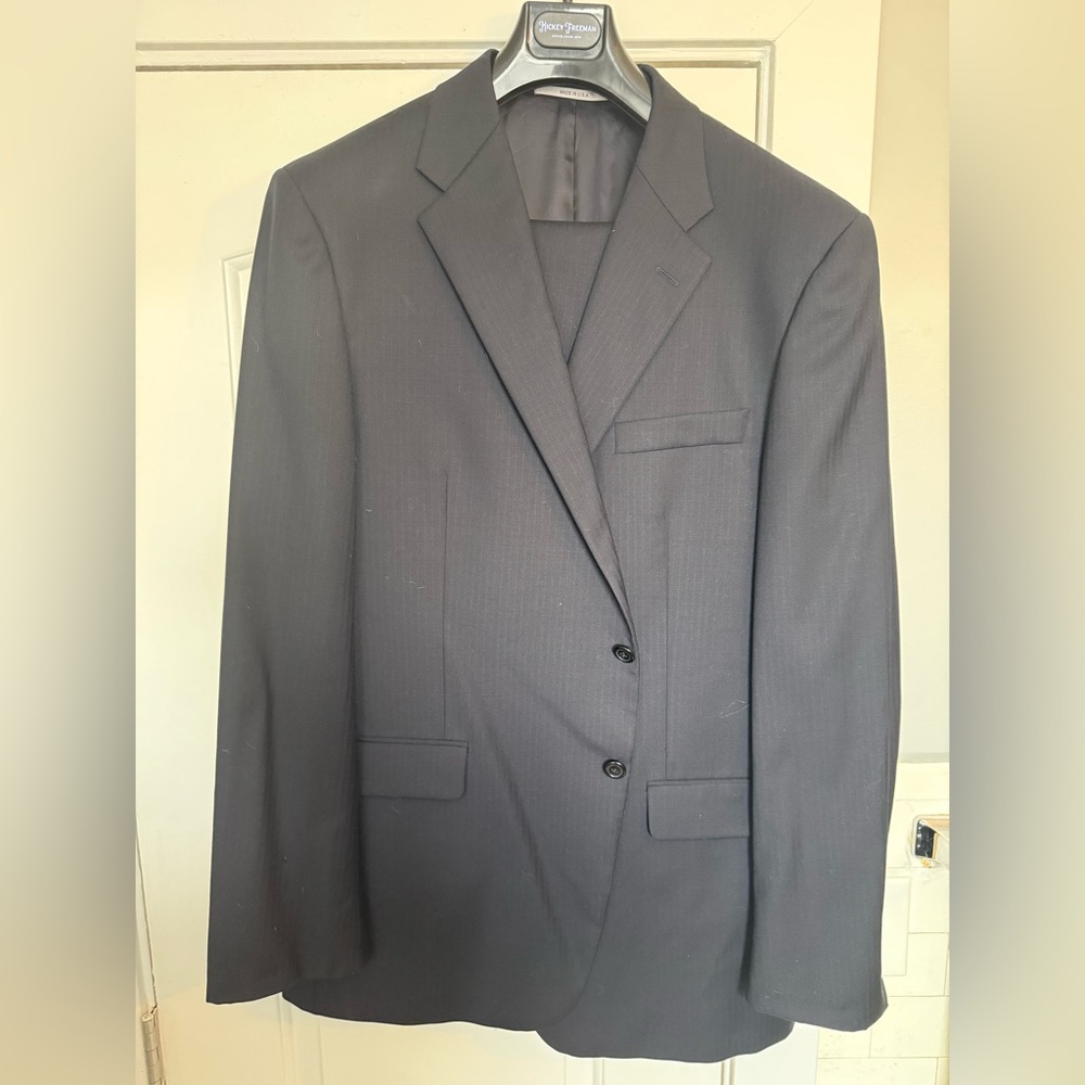 Hickey Freeman men’s suit coat and matching pants